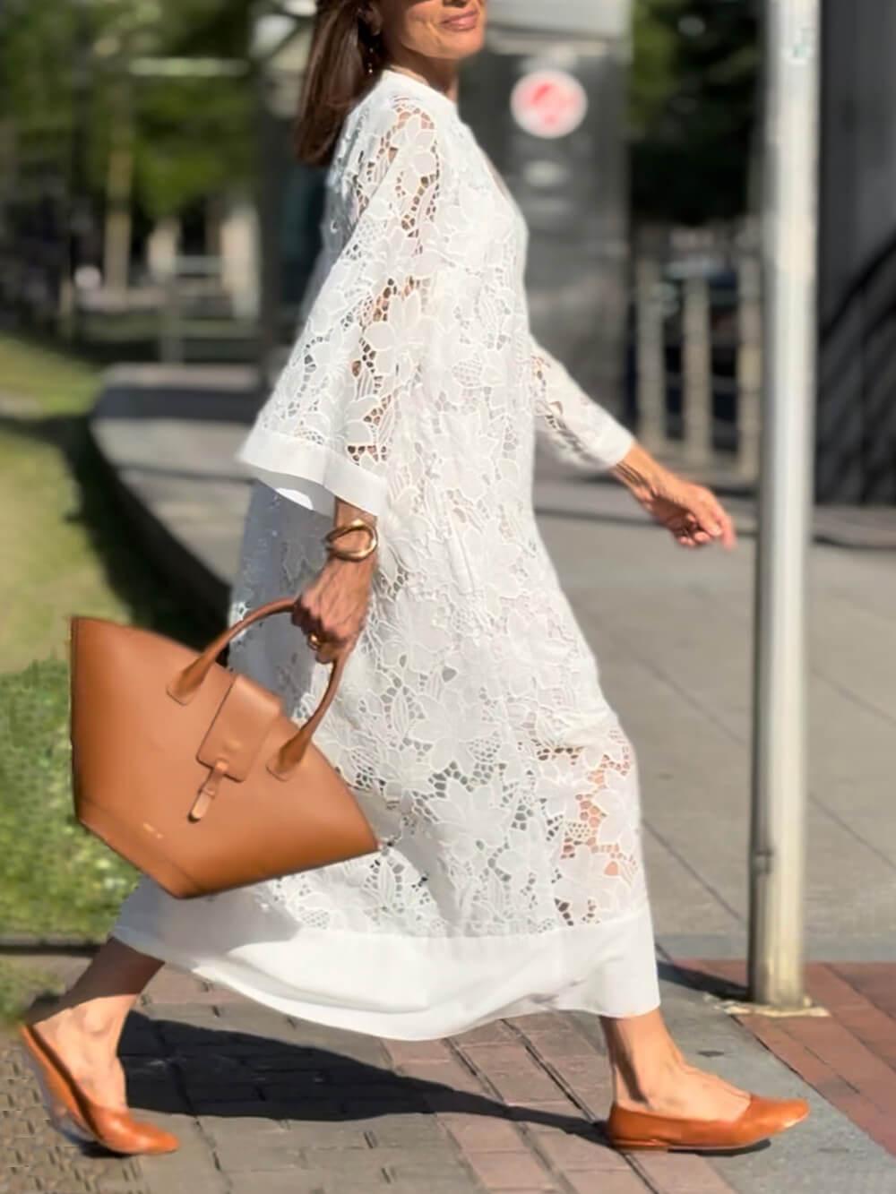 Vestido midi de encaje floral