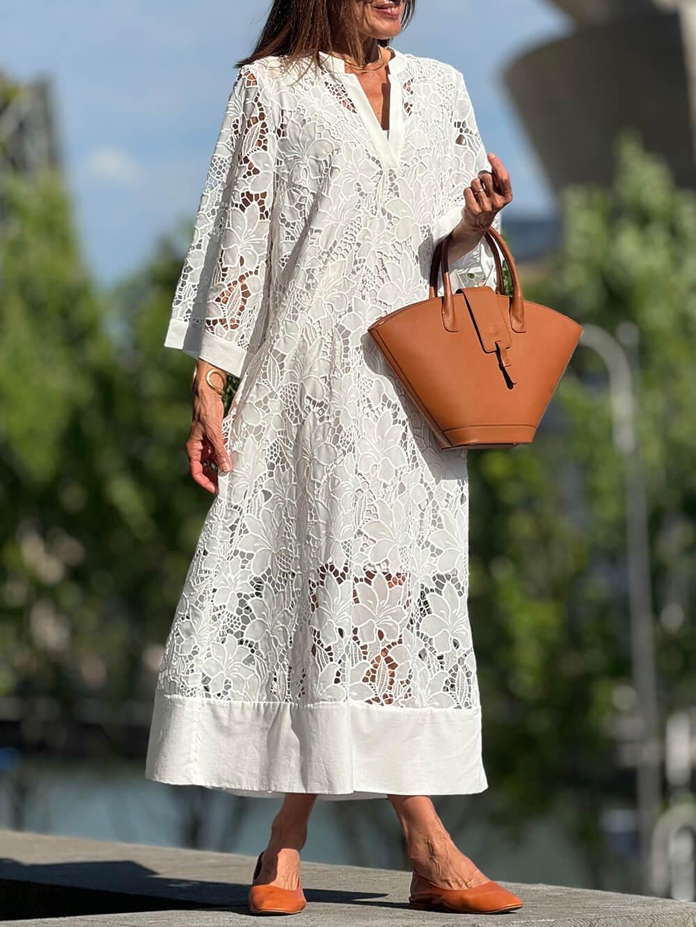 Vestido midi de encaje floral