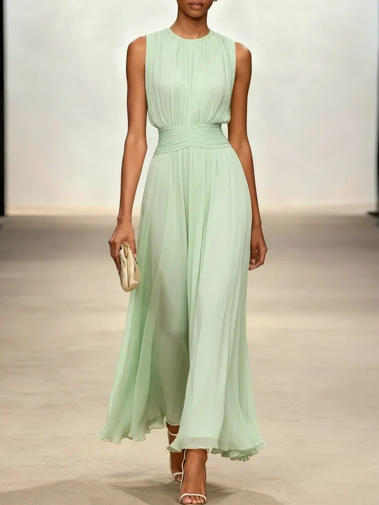 Vestido largo fruncido sin mangas
