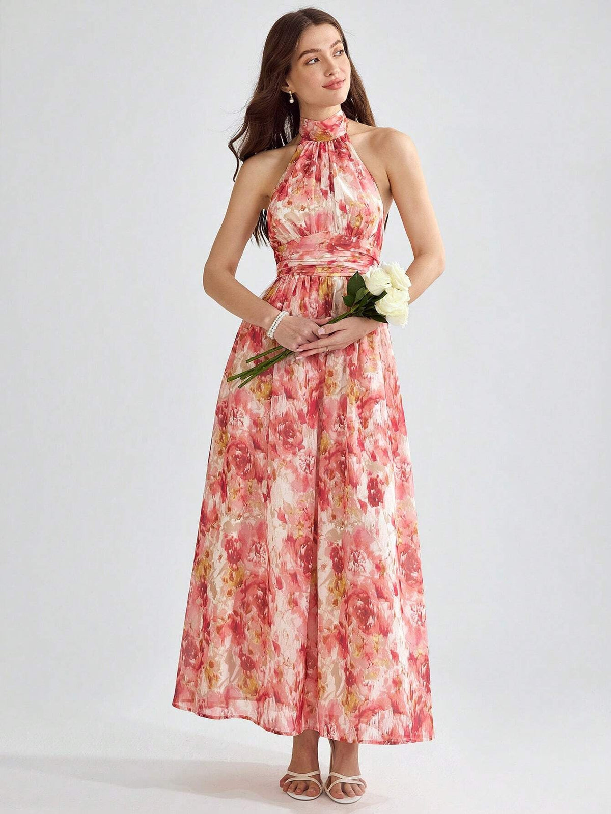 Vestido maxi con cuello halter