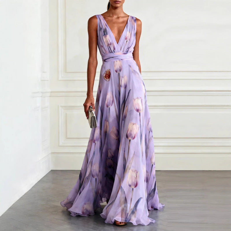 Vestido largo floral con escote en V