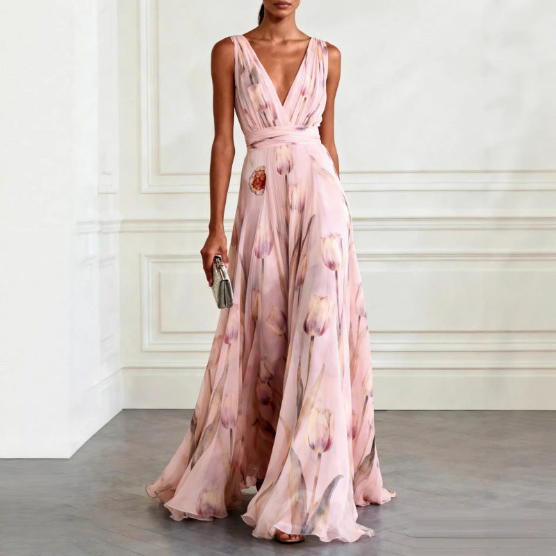 Vestido largo floral con escote en V