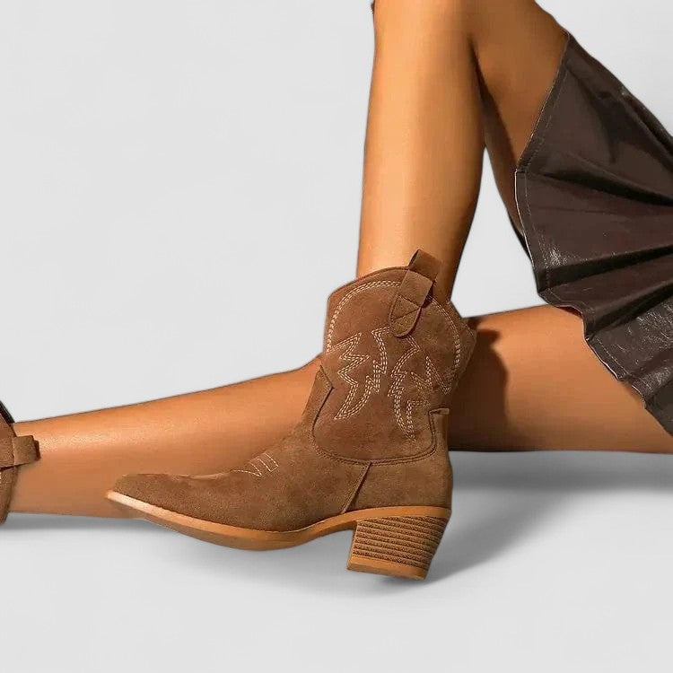 Botines Frontera Bordada