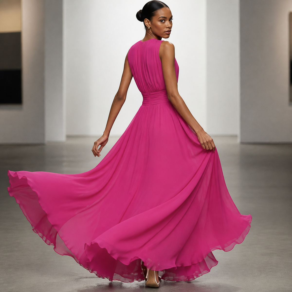 Vestido largo fruncido sin mangas