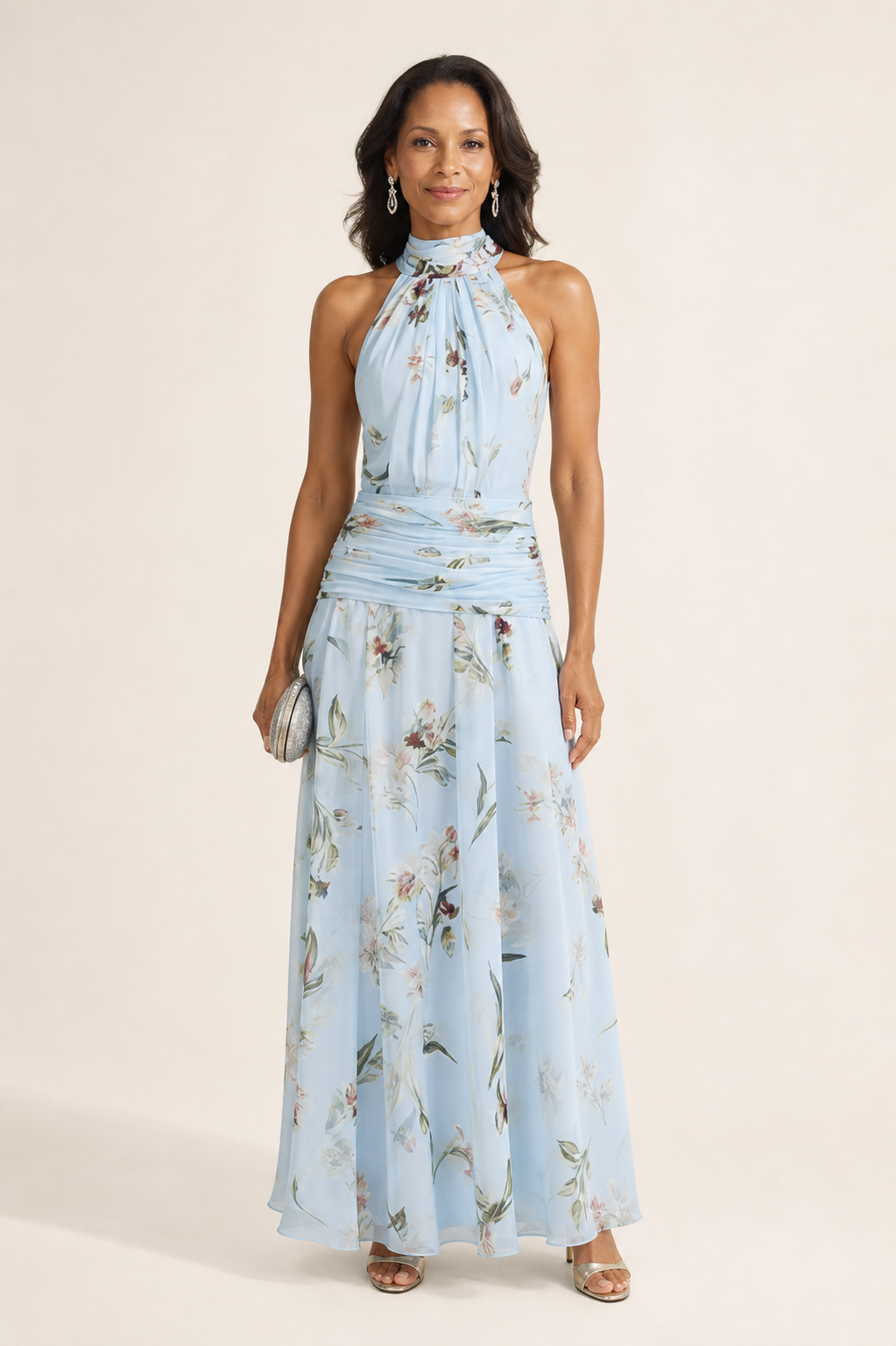 Vestido largo floral con cintura fruncida